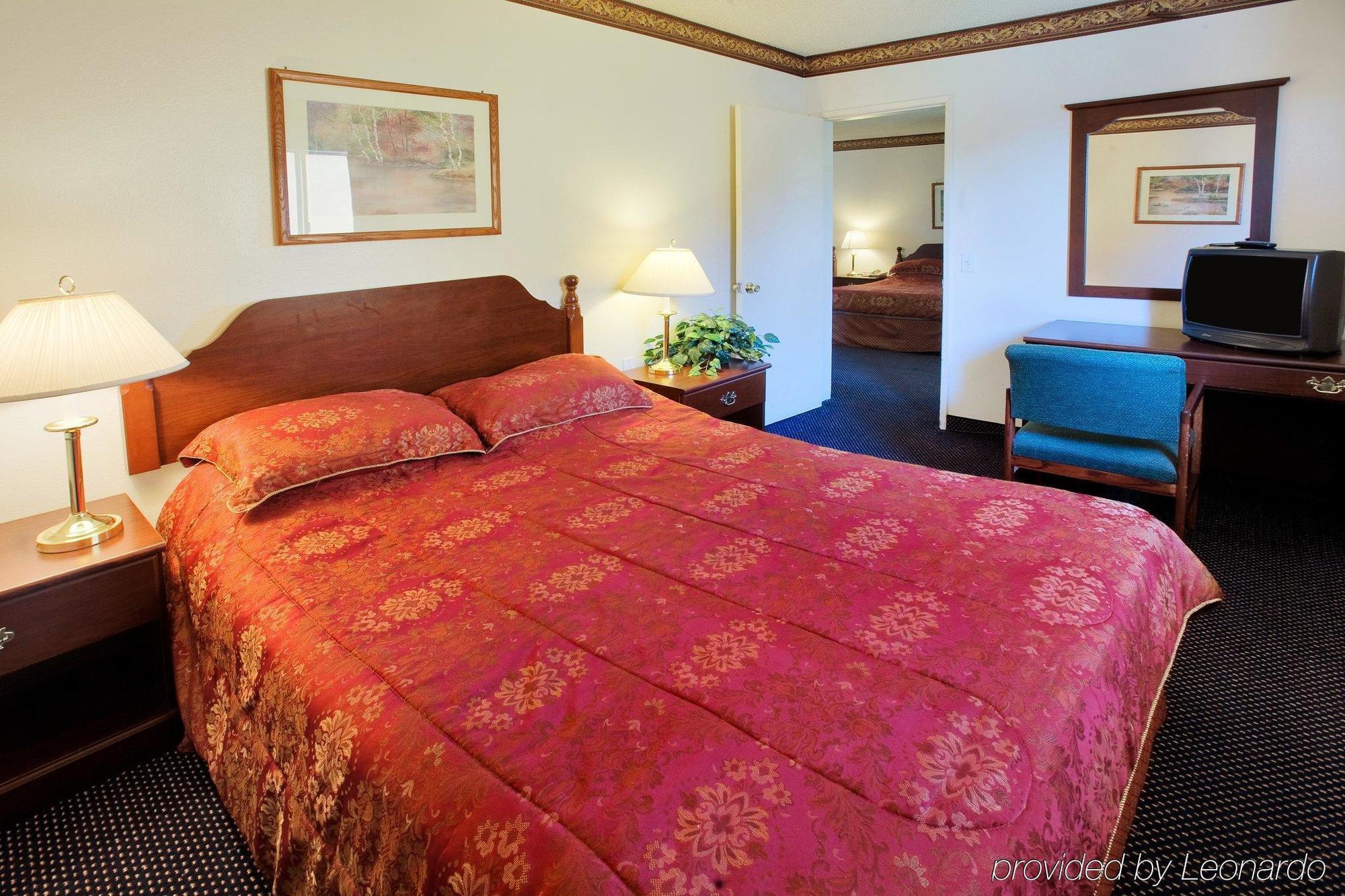 Anaheim Astoria Inn & Suites חדר תמונה